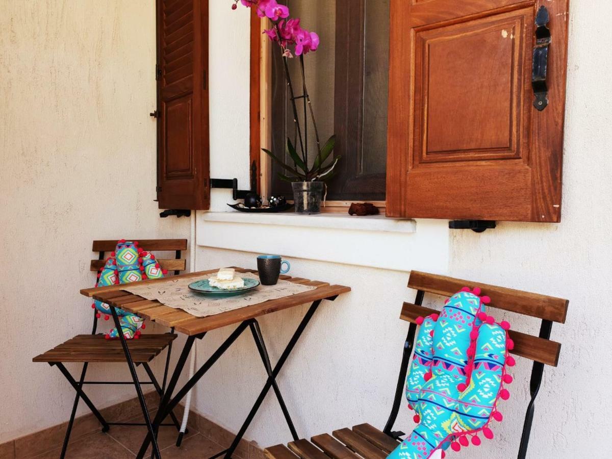 Villa Perissa Thira Exterior foto
